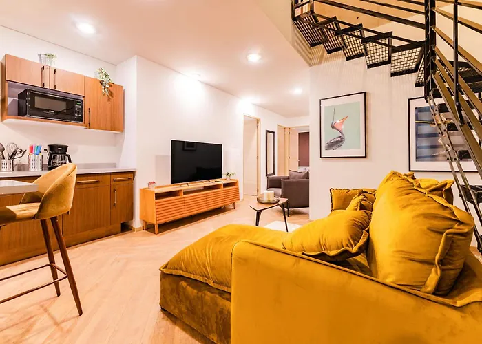 Trendy La Roma With Parking & Patio Apartment Mexico City