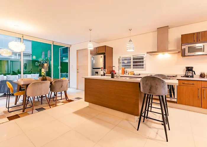Apartment Trendy La Roma With Parking & Patio
