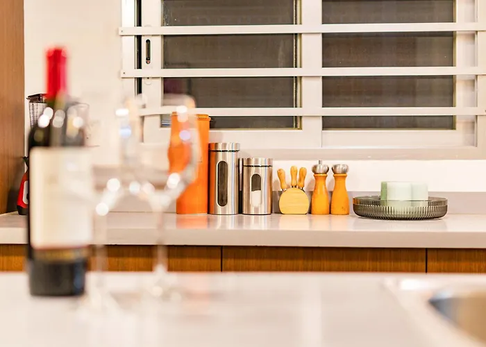 Trendy La Roma With Parking & Patio Apartment *