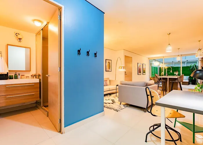 Apartment Trendy La Roma With Parking & Patio Mexico City