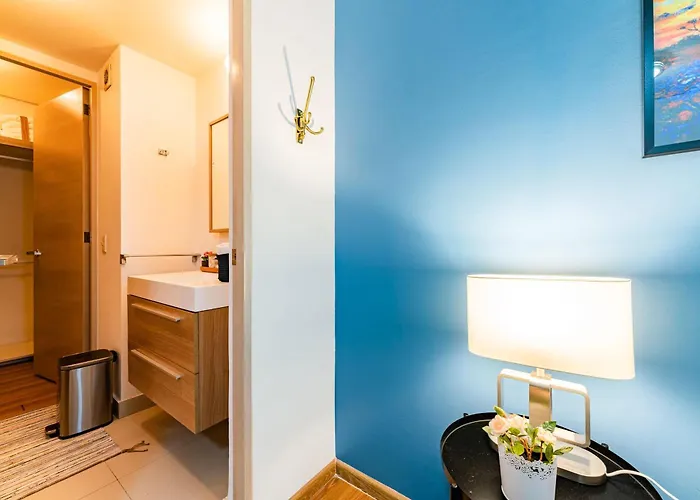 Trendy La Roma With Parking & Patio Apartment *